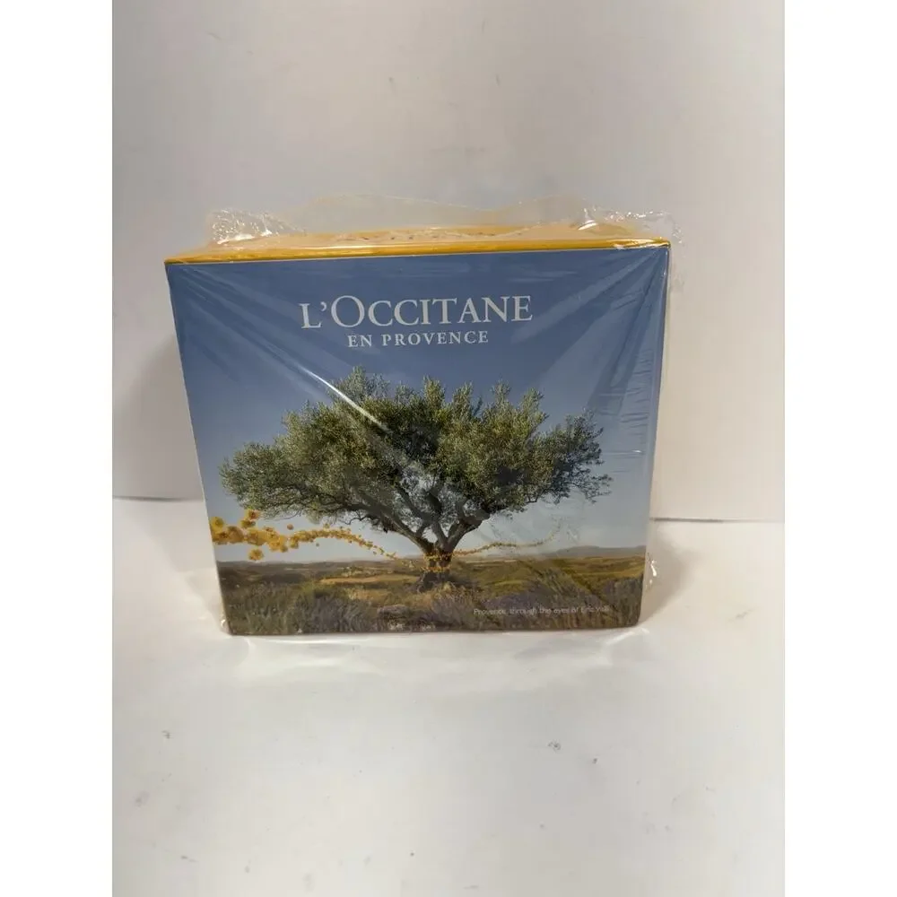 L'OCCITANE 5 OILS 4 Pc Bath Set Shampoo Conditioner Pillow Mist Sucre Gift‎ Box